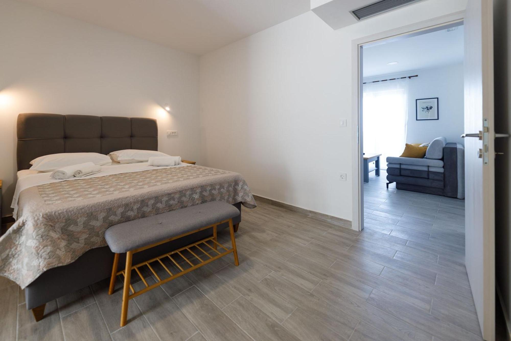 Apartman Maro Apartamento Makarska Exterior foto
