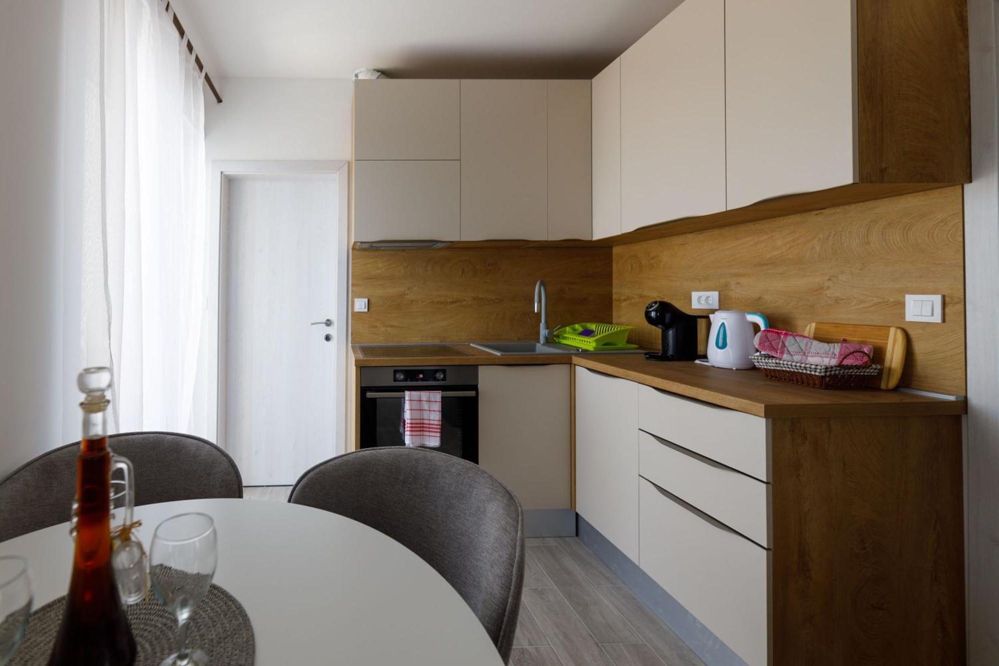 Apartman Maro Apartamento Makarska Exterior foto