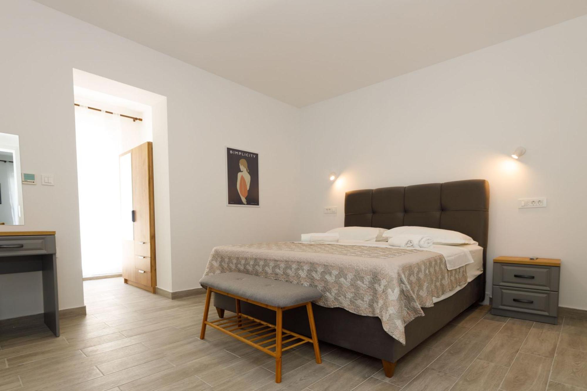 Apartman Maro Apartamento Makarska Exterior foto